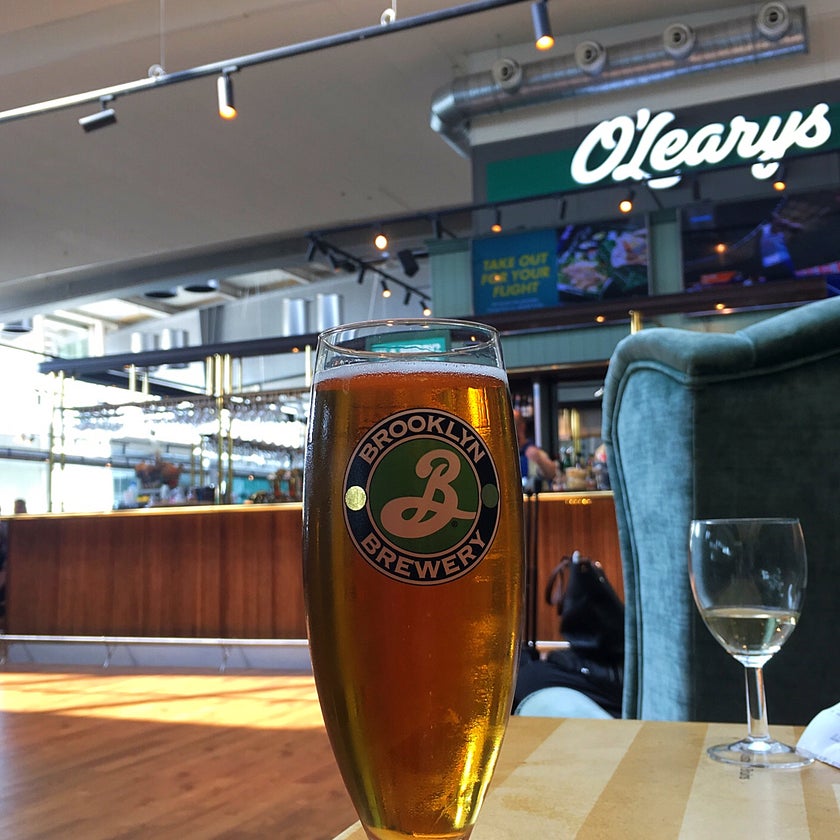O'Learys Arlanda Terminal 2 Airport - American Restaurant - beer,fish & chips
