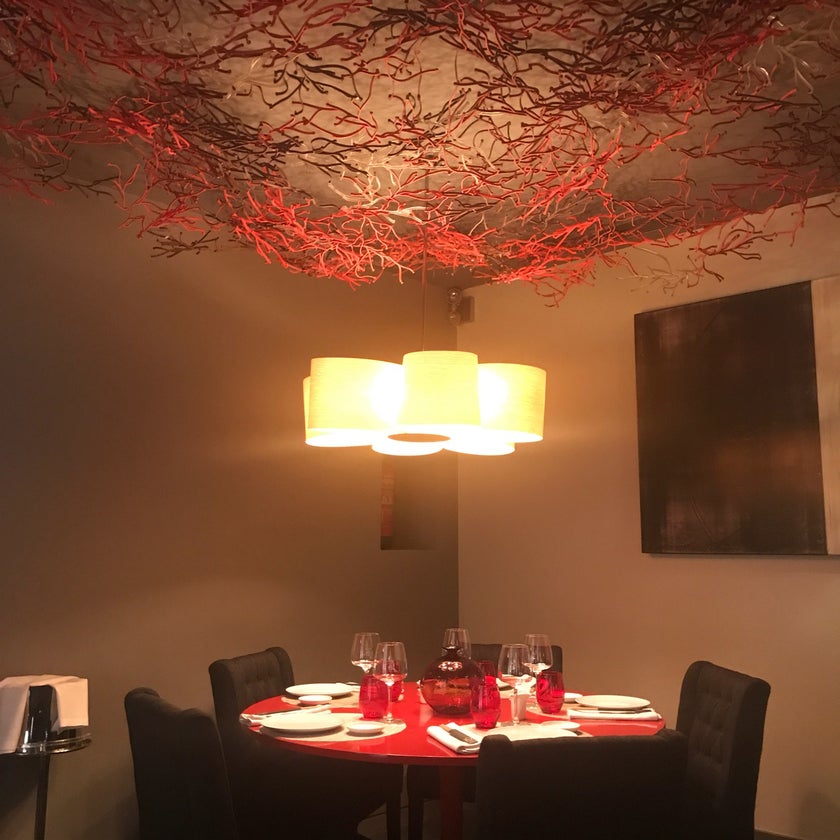 Shikku - Japanese Restaurant,Japanese,Sushi Bars - restaurants,bar,desserts,quiet,truffles,bull,hamachi,butterfish