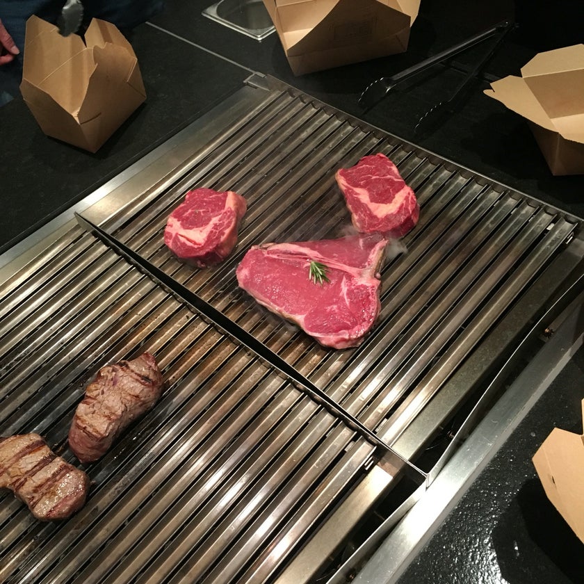Grill & Grace - Steakhouse - restaurants,bar,healthy food,great value,takes reservations,trendy,good for dates,good for groups,good for business meetings,good for special occasions