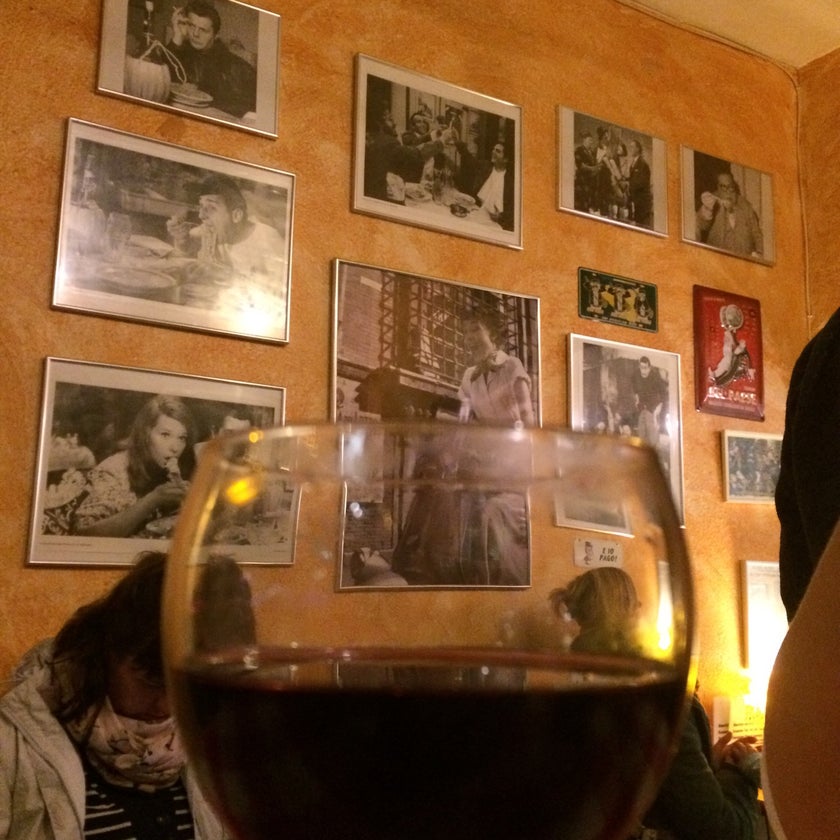 Bei Lino - Pizzeria,Fast Food Restaurant,Italian Restaurant - bar,town,crowded,trendy,good for a quick meal