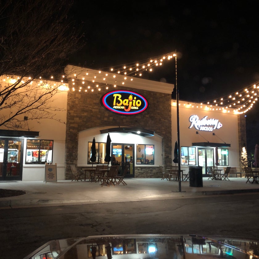 Bajio Mexican Grill - Mexican Restaurant - salads,lunch,great value,dresses,enchiladas,daily specials,vinaigrette,sweet pork