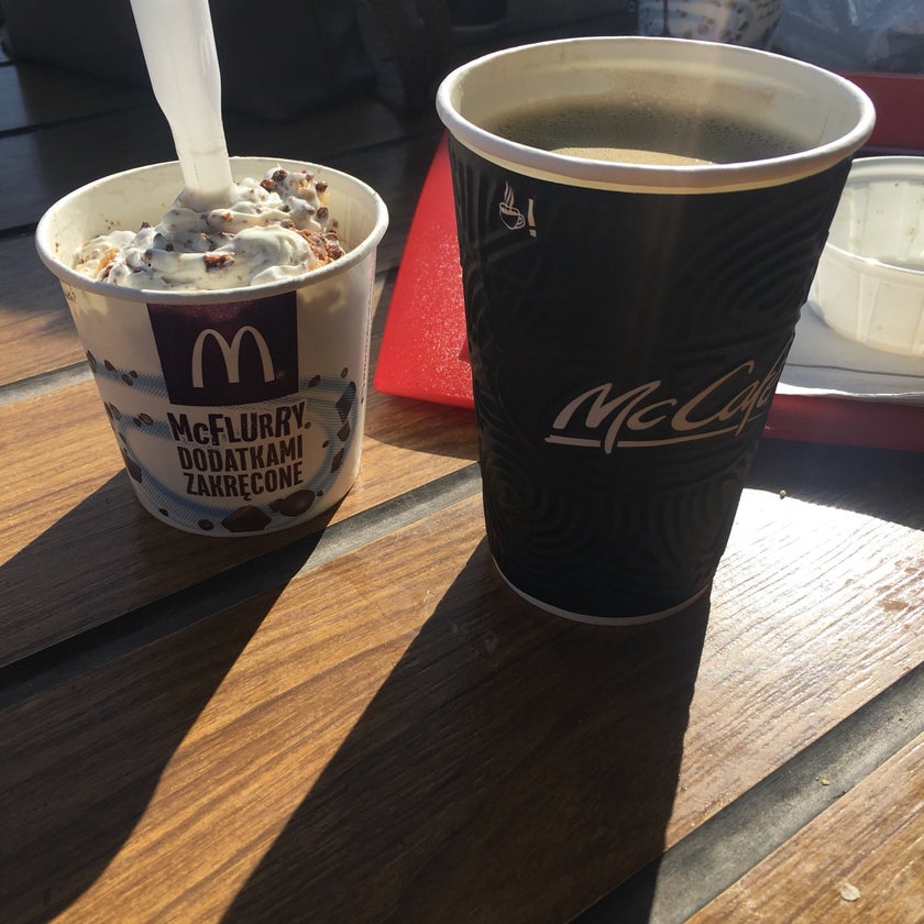 McDonald's - Burger Joint,Fast Food Restaurant - 