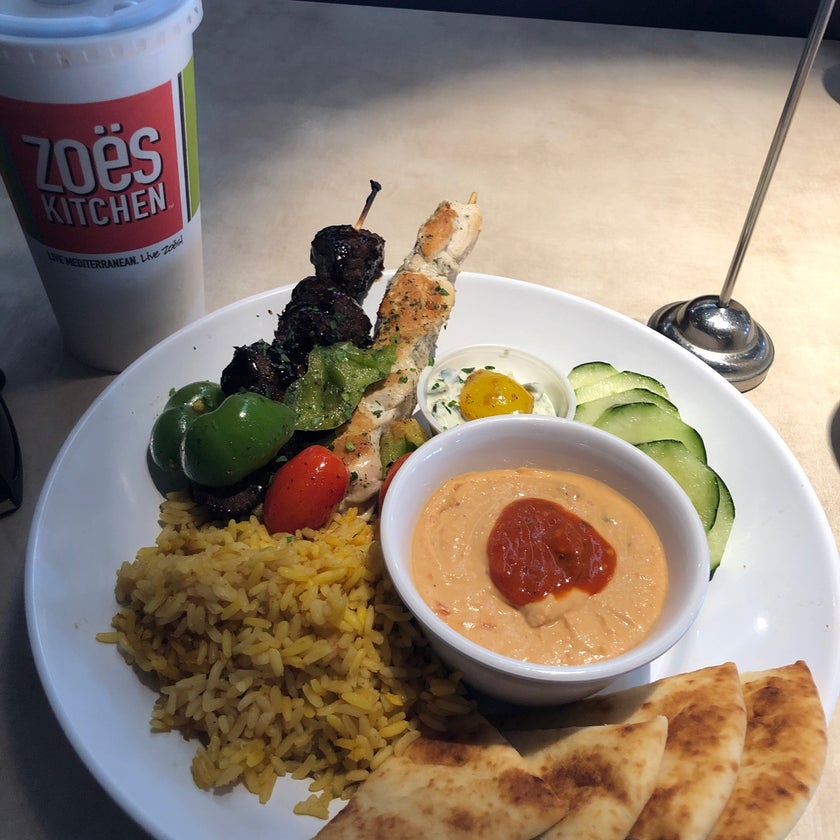 Zoe's Kitchen - Restaurant - bar,good service,lunch,vegetables,healthy food,kebabs,gluten-free food