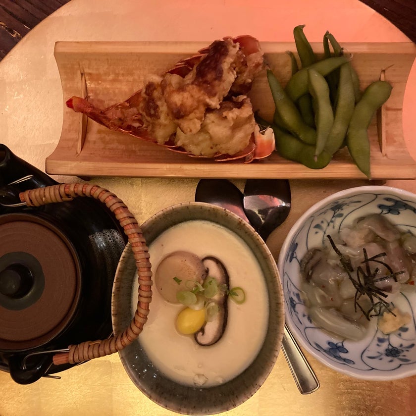 Aoyama & Sushi Restaurant - Sushi Restaurant - bar,fruit,healthy food,parking,dinner,crowded,takes reservations,bananas,mango,cheesecake,trendy,good for dates,green tea,prix fixe menu,good for special occasions,mochi,hand rolls,black sesame ice cream