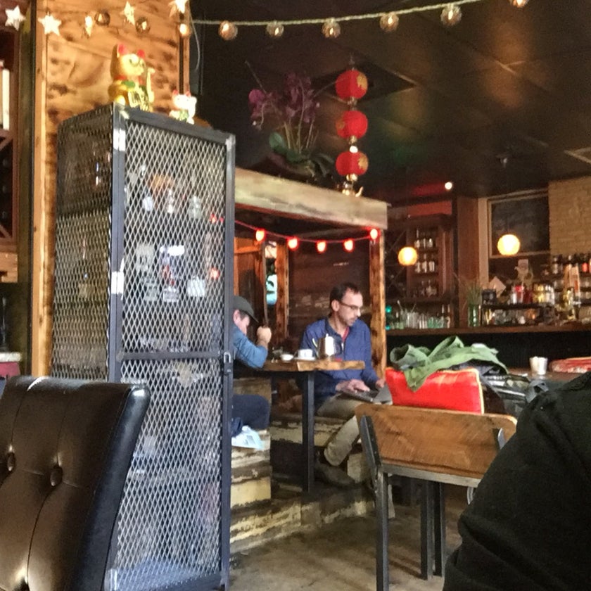 My Noodle & Bar - American Restaurant,Chinese Restaurant,Thai Restaurant - restaurants,good service,great value,good for dates,curry puffs