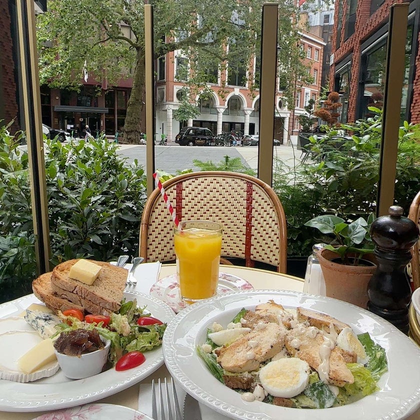 Chez Antoinette Victoria - French Restaurant,French - staff,coffee,breakfast food,lunch,brunch food,pastries,diner food,French bistros,du jour,salade lyonnaise and plat du,wonderful atmosphere