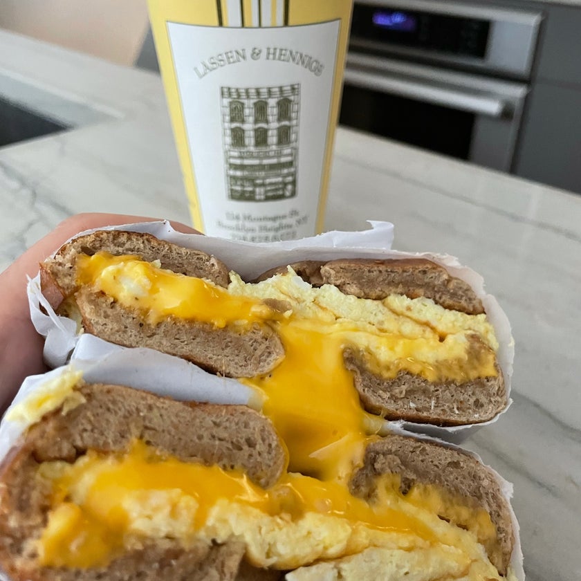 Lassen & Hennigs - Bakery,Deli,Sandwich Spot - 