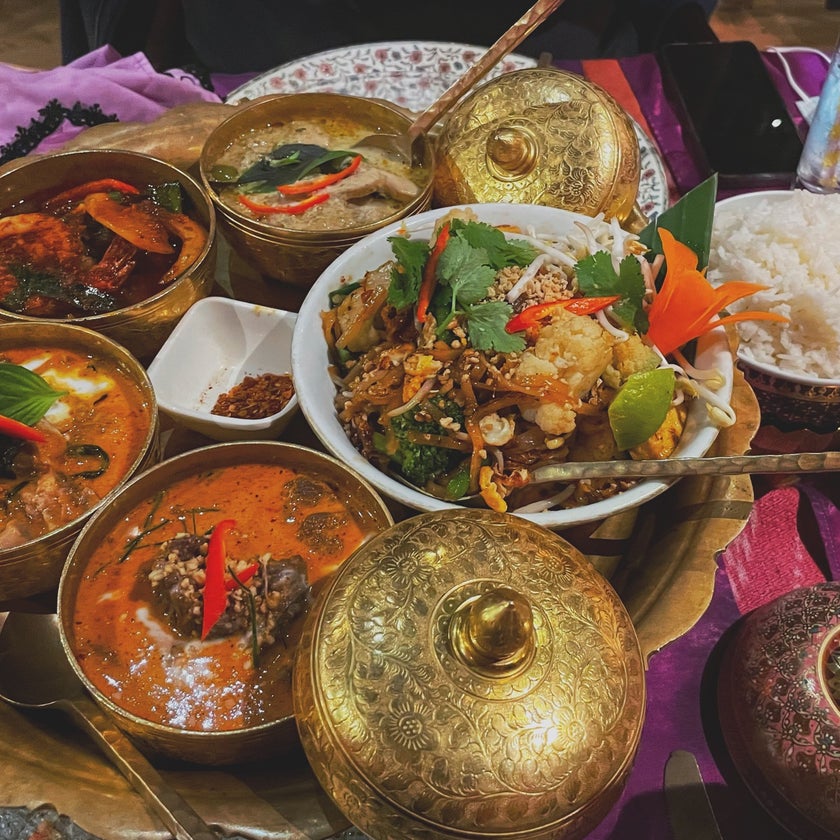 Na Village - Thai Restaurant - restaurants,healthy food,performances,dancing,trendy,good for dates,good for groups,good for special occasions,red curry,degustation menu