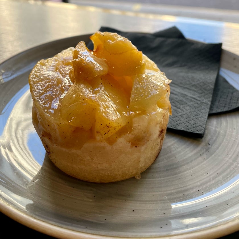 Ole & Steen - Bakery,Cafe, Coffee, and Tea House,Restaurant,Bakeries - restaurants,cheese,pastries,mushrooms,yogurt,ham,truffles,cinnamon,flat whites,toasties,cheap breakfast