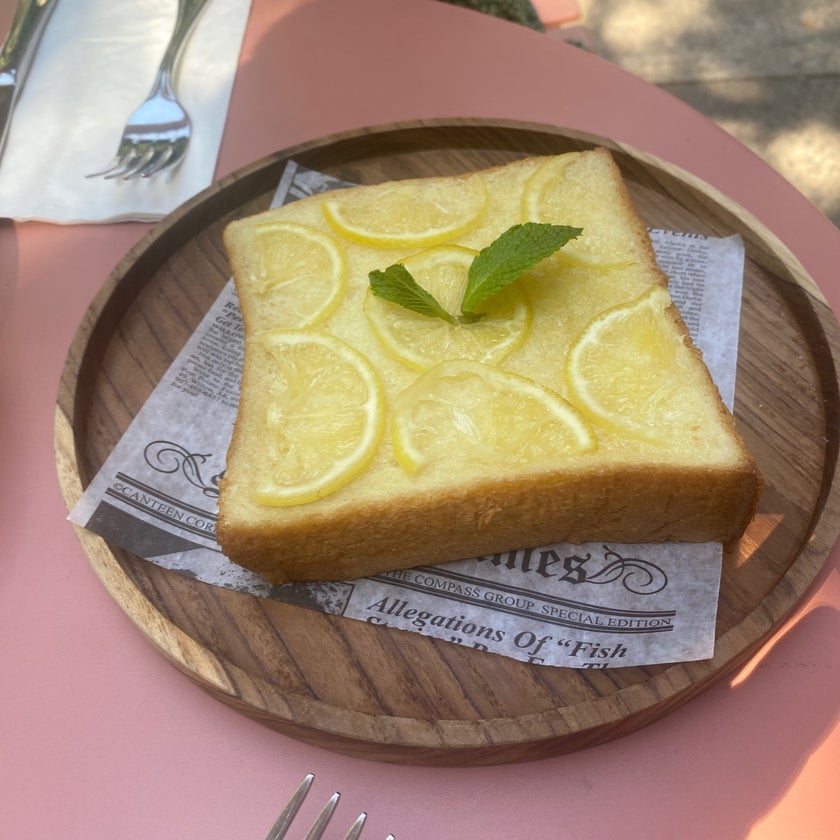Davelle - Bar,Café,Japanese Restaurant,Japanese,Breakfast & Brunch,Cafes - restaurants,friendly staff,breakfast food,lunch,rice,curry,cute,toast,tomatoes,smoothies,peanut butter,maple,mochi,black sesame,sliced pork,oden,kyoto