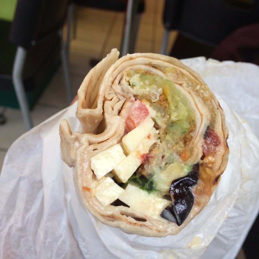 Mr Falafel - Falafel Restaurant,Fast Food Restaurant,Vegan and Vegetarian Restaurant - inexpensive,sandwiches,lunch,clean,healthy food,city,spicy food,great value,avocado,falafel,good for a quick meal,feta cheese,good for singles,makdoos,spicy potatoes wrap