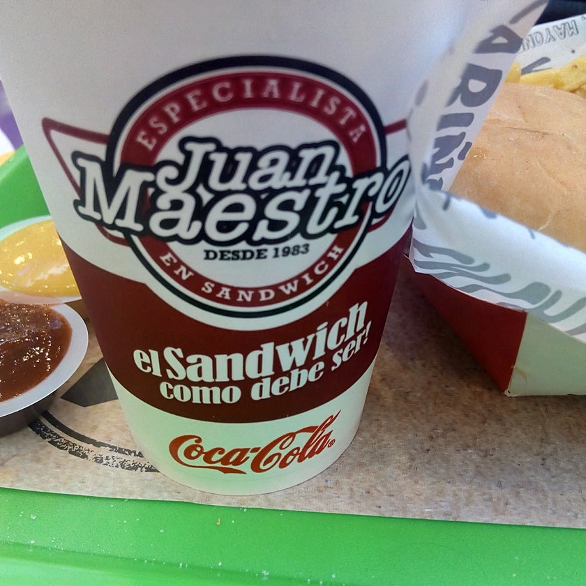 Juan Maestro Mall Paseo Estación - Sandwich Spot - bar,breakfast food,churrasco,chacarero