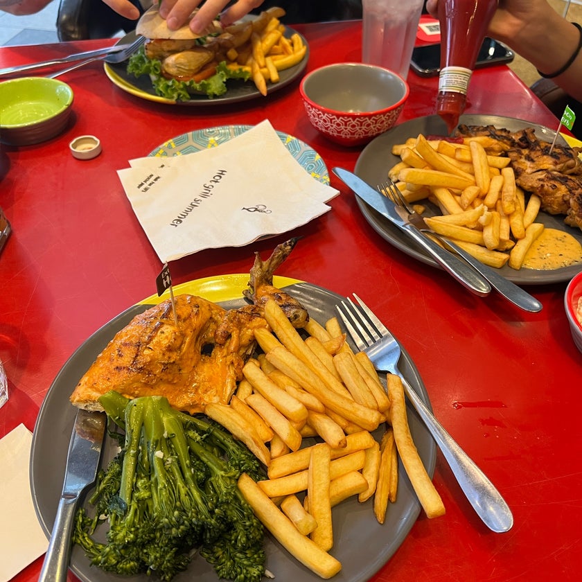 Nando's - Restaurant - lunch,trendy,good for a quick meal,peri peri chicken