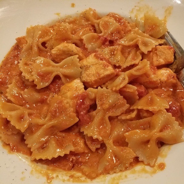 Zio's Tuscan Grille - Pizzeria,Italian Restaurant - Italian food,salads,dinner,great value,BYO,house dressing