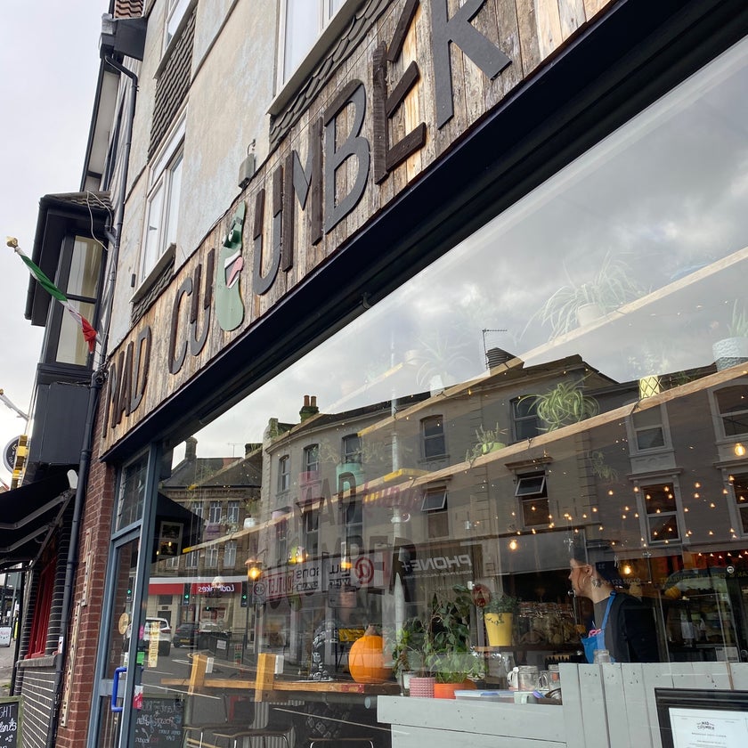 Mad Cucumber - Coffee Shop,Vegan and Vegetarian Restaurant - salads,well,rice,cake,espresso drinks,free Wifi,trendy,apples,good for dates,couches,good for a quick meal,peanut butter,stew,fritters,lentil soup,beetroot,green smoothies,kidney beans