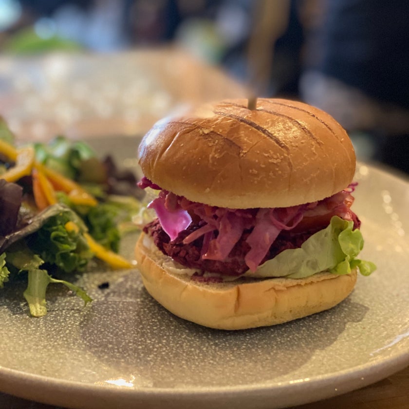 Mad Cucumber - Coffee Shop,Vegan and Vegetarian Restaurant - salads,well,rice,cake,espresso drinks,free Wifi,trendy,apples,good for dates,couches,good for a quick meal,peanut butter,stew,fritters,lentil soup,beetroot,green smoothies,kidney beans