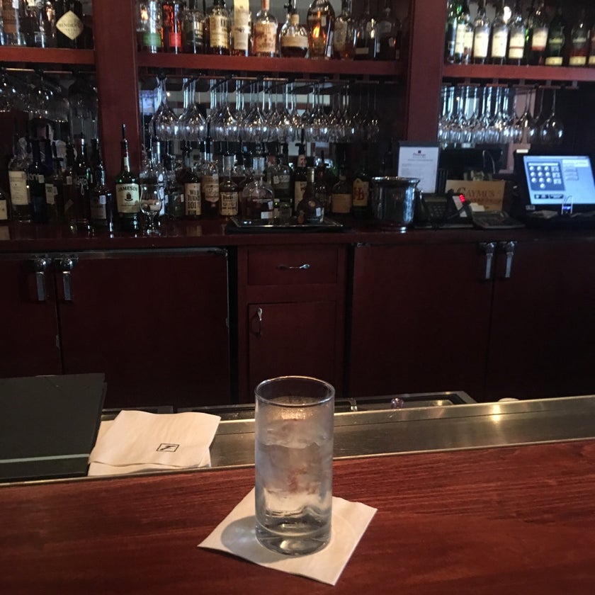 Fleming's Prime Steakhouse & Wine Bar - Steakhouse - bar,good service,steak,dinner,great value,potatoes,happy hour,mushrooms,tomatoes,good for dates,mozzarella,creme brûlée,filet mignon,peppercorns,swordfish,terrific service