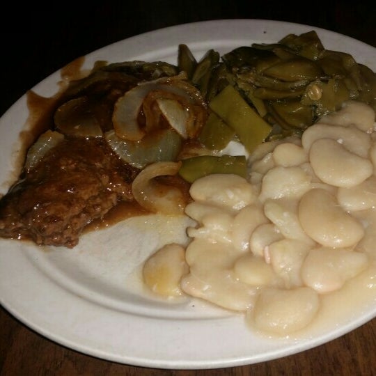 Sarris Restaurant - BBQ Joint,American Restaurant,Seafood Restaurant - 