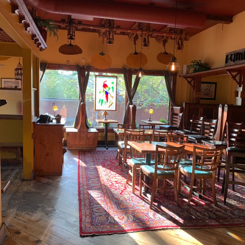 Vista Spring Cafe - Pizzeria,American Restaurant,Italian Restaurant - restaurants,meats,cheese,salads,fresh made,turkey soup,california chicken