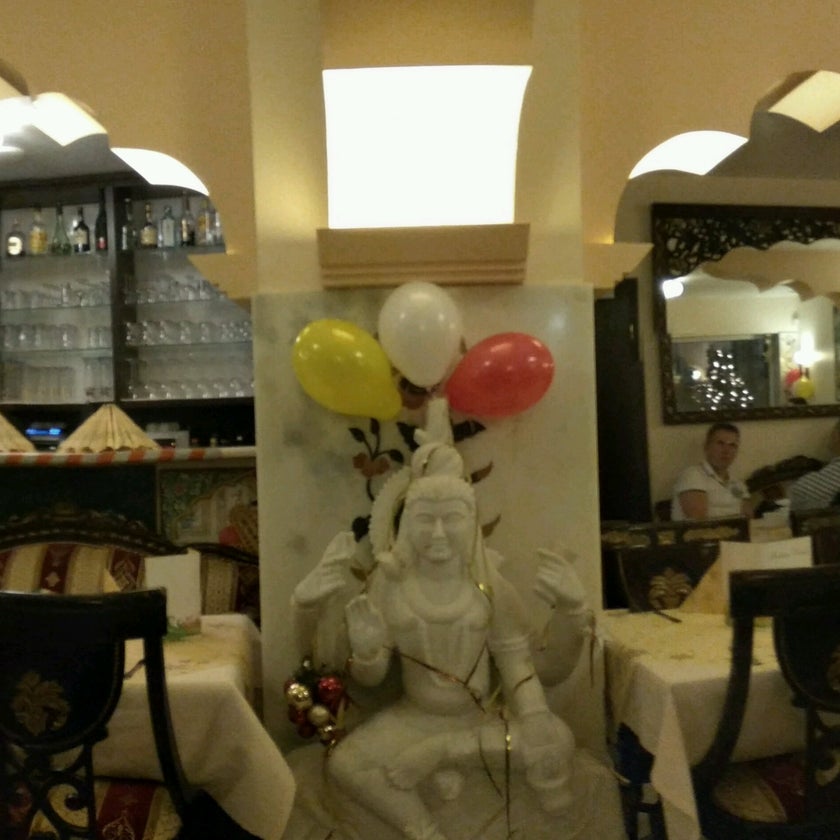 Taj Mahal - Indian Restaurant - great value