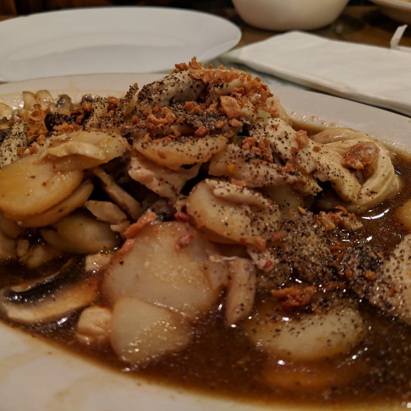 Bai MAI Thai - Thai Restaurant - lunch,healthy food,parking,dinner,quiet,good for a late night,takeout,good for a quick meal,massaman curry,fresh rolls,chili paste,basil fried rice,thai chili