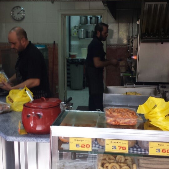 El Chulipollo - Deli,Fried Chicken Joint,Meat and Seafood Store - 