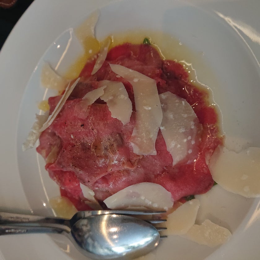 Olivo - Italian Restaurant,Italian,Wine Bars - bar,lunch,healthy food,town,quiet,takes reservations,trendy,good for dates,honey,veal,frozen yogurt,Sicilian,bottarga