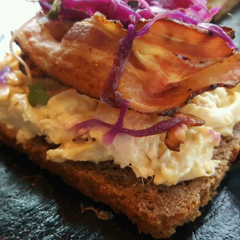 Smurstöðin - Scandinavian Restaurant - 