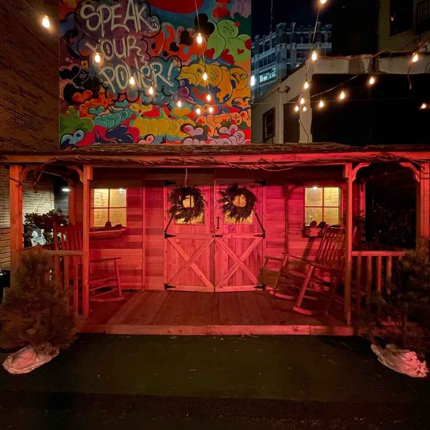 Lindens - New American Restaurant - 