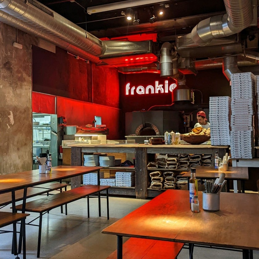 Frankie Gallo Cha Cha Cha - Pizzeria - bar,meats,friendly staff,pizza,cheese,pizzeria,parking,outdoor seating,crowded,spacious,biking,trendy,truffles,dough,mozzarella,porchetta,good for singles,arrabbiata