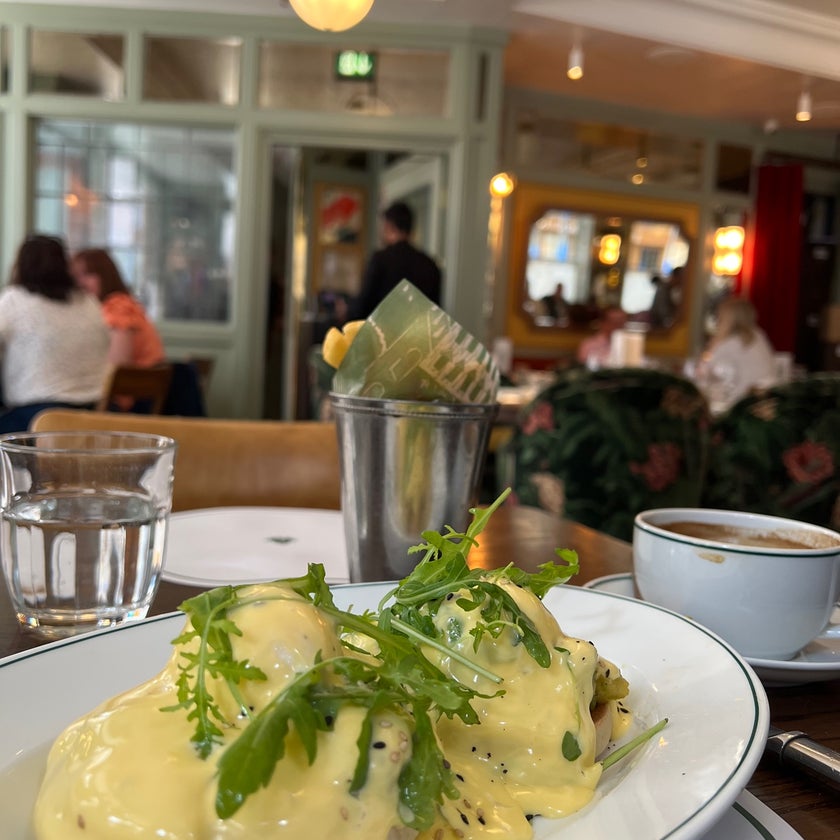 The Ivy Café Marylebone - English Restaurant,Cafes - staff,breakfast food,brunch food,cute,flat whites,eggs benedict,cosy atmosphere