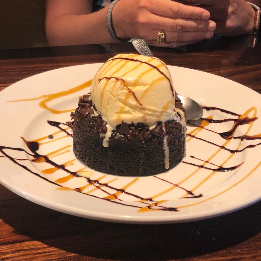 Longhorn Steakhouse - Steakhouse - staff,burgers,lunch,steak,parking,dinner,avocado,prime rib,chicken panini