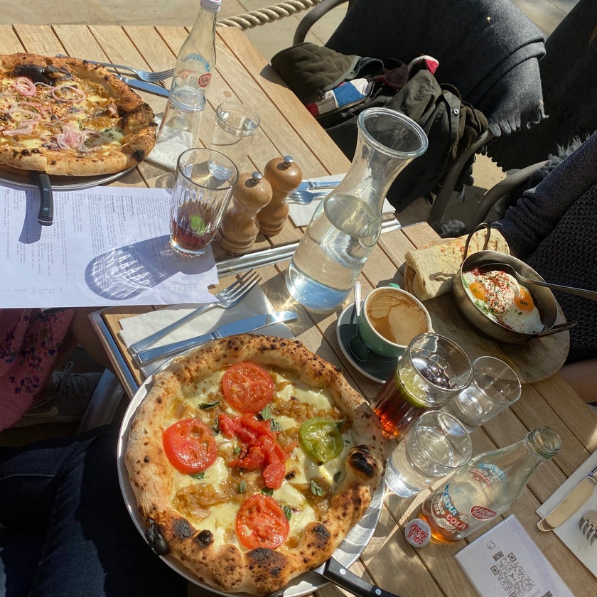 Vardo - Restaurant - coffee,pizza,wine,al fresco