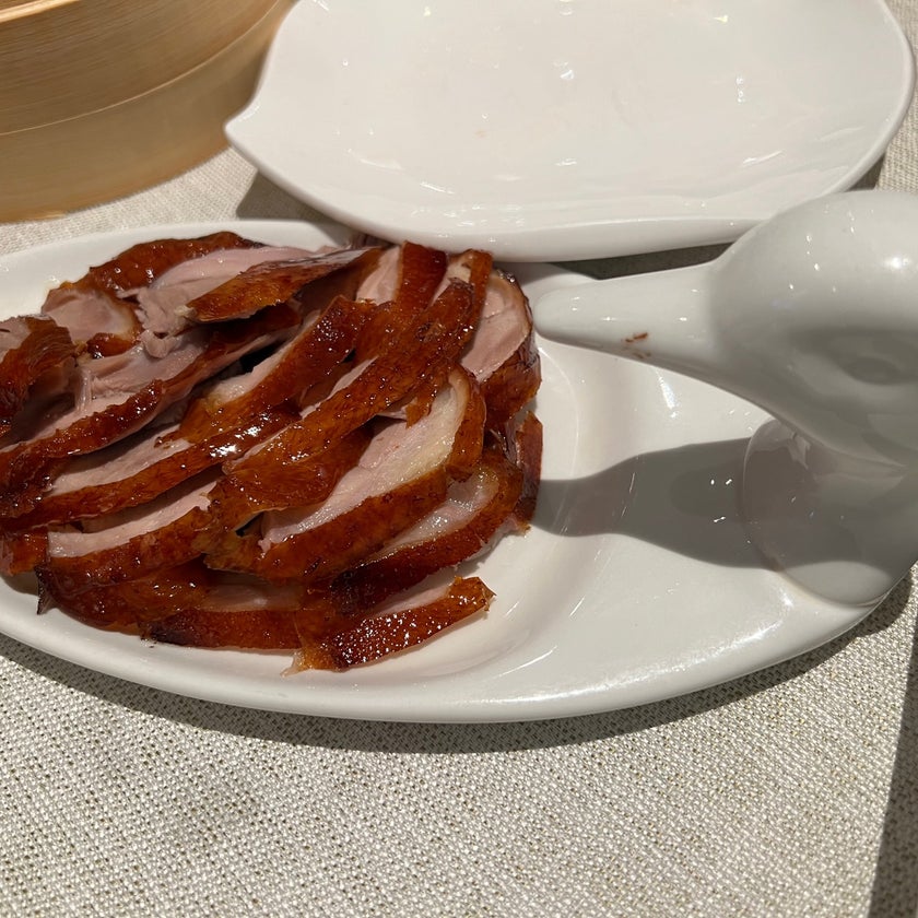 Imperial Treasure Super Peking Duck Restaurant - Bakery,Hong Kong Restaurant,Peking Duck Restaurant - soup,lunch,dinner,quiet,crowded,pancakes,takes reservations,island,peanuts,pumpkin,good for groups,melon,Peking duck,beet salad,black sesame,radishes