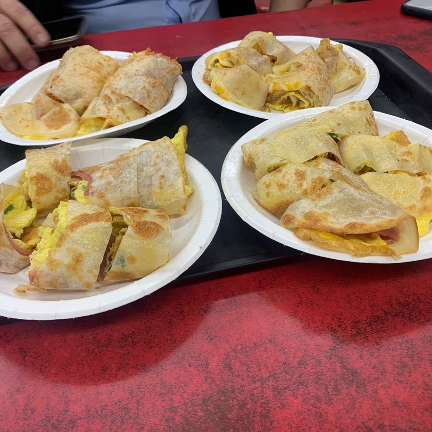 天橋下永和豆漿 - Chinese Breakfast Restaurant,Fast Food - bar,breakfast food,eggs,carrot cake
