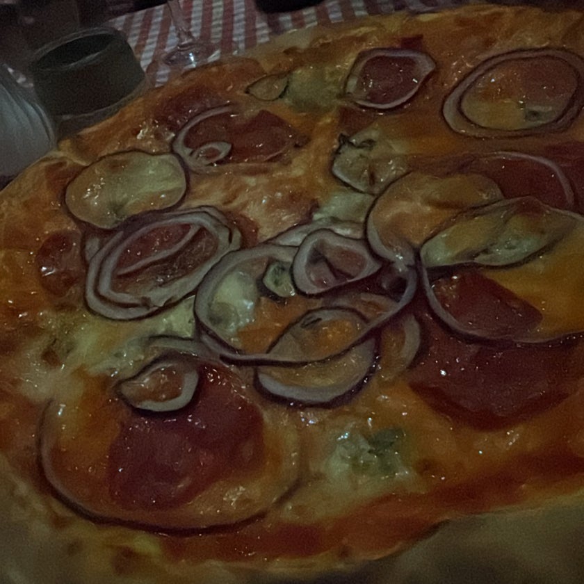 Trattoria Rathaus Piazza - Pizzeria,Trattoria - restaurants,bar,good service,healthy food,crowded,great value,good for dates
