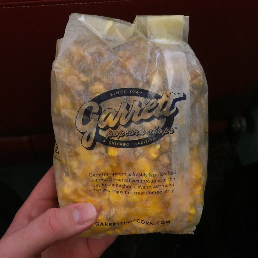 Garrett Popcorn Shops - Arts and Entertainment,Restaurant - cheese,great value,trains,bacon,caramel,popcorn,cashews,chicago mix
