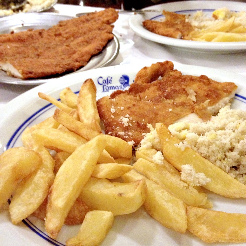 Café Lamas - Churrascaria,Portuguese Restaurant - restaurants,bar,desserts,chicken,salads,lunch,rice,lines,dinner,crowded,great value,neighborhood,spacious,trendy,bridge,University,good for a quick meal,valet parking,good for groups,sandwich spot
