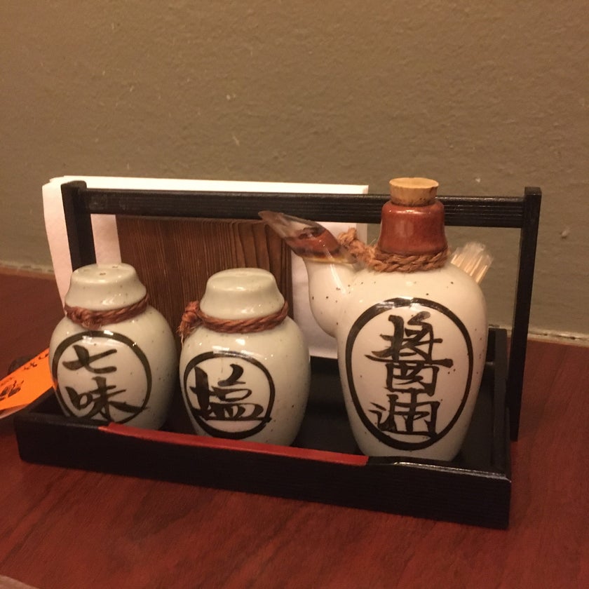 Matsumi - Sushi Restaurant - bar,healthy food,rice,city,quiet,crowded,great value,trendy,good for dates,spinach,good for business meetings,good for special occasions,sesame sauce,course menu