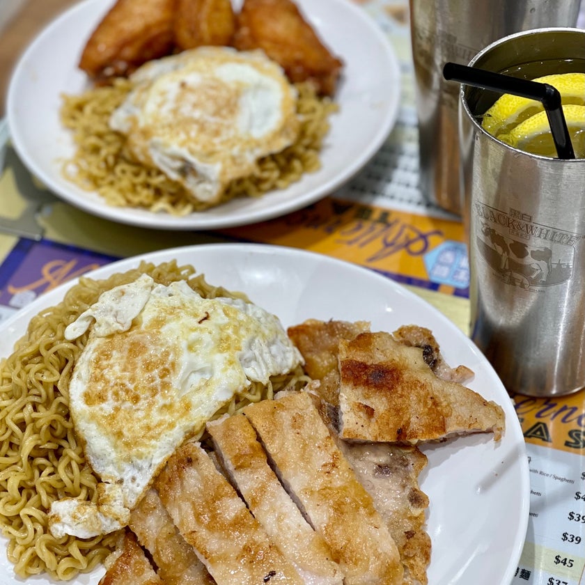 Angus Café (半島冰室) - Cha Chaan Teng - breakfast food,brunch food,crowded,good for a quick meal,egg sandwiches