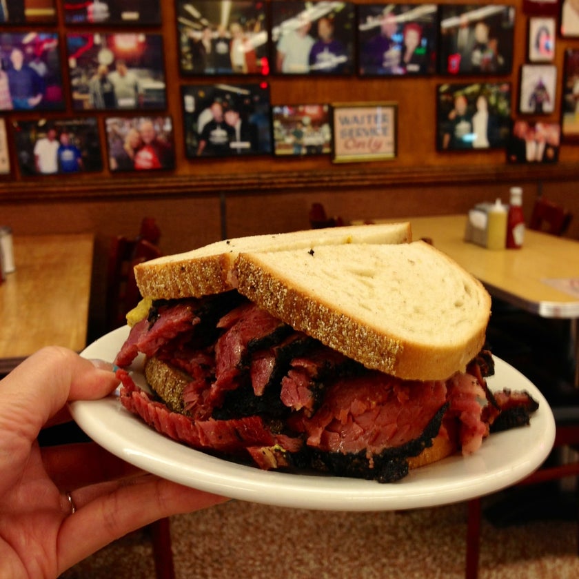 Katz's Deli - Deli,American Restaurant,Sandwich Spot,Delis,Sandwiches,Soup - restaurants,bar,breakfast food,sandwiches,cheese,music,salads,well,lunch,brunch food,town,chocolate,park,city,spicy food,eggs,lines,dinner,chips,performances,tunes,crowded,movies,musicians,great value,potatoes,comfortable,trains,juice,milkshakes,sausage,snacks,garlic,tours,tourism,chili,chefs,tomatoes,bagels,big portions,lemon,island,cheesecake,TVs,takeout,wraps,spacious,trendy,turkey,hot dogs,country,corn,doctors,crispy food,delis,sodas,brisket,pickles,University,iced tea,village,good for a quick meal,diner food,films,quick service,boutique,cream cheese,planes,mustard,paintings,cucumbers,pastrami,cole slaw,corned beef,interior design,root beer,butcher shops,landmarks,tongue,family run,intersection,good for groups,horseradish,Ruben,dill,half & half,sammich,Rueben,gastronomy,matzah ball soup,latkes,egg creams,Russian dressing,gherkins,chopped liver,Brooklyn Brewery,good for singles,kugel,harry met sally