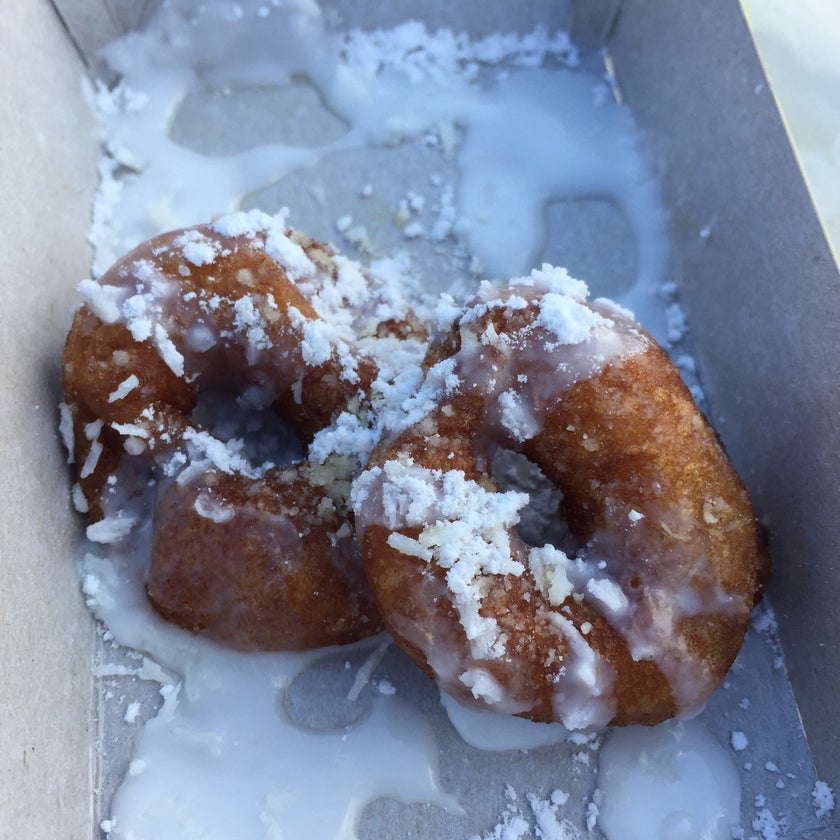Dons Donuts - Donut Shop - casual,authentic,donuts,food trucks