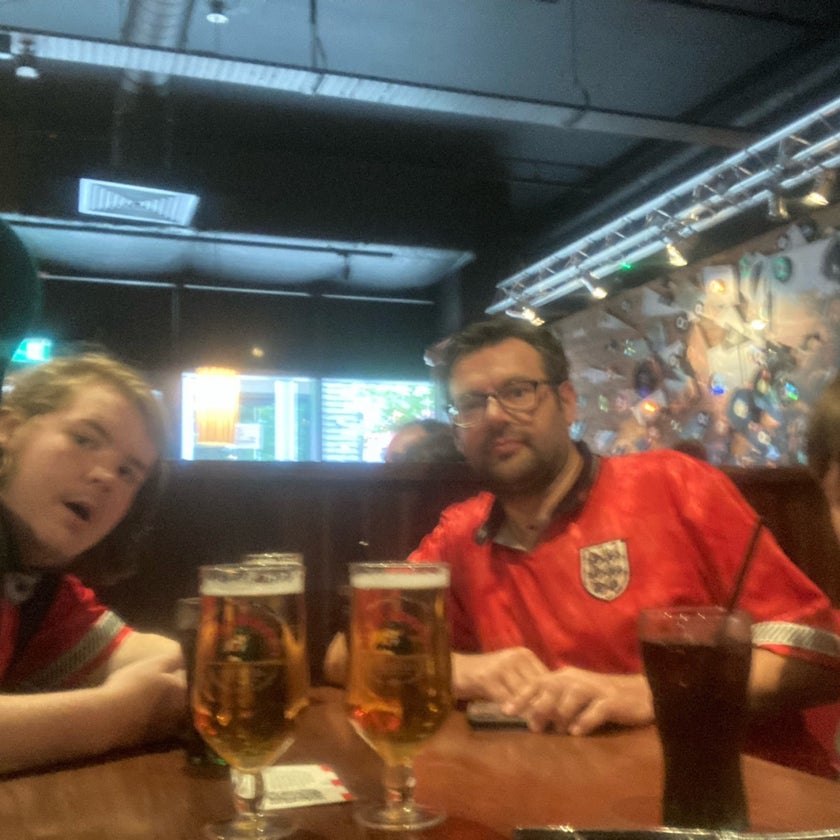 TGI Fridays - Wembley - New American Restaurant - burgers,lunch,clean,dinner,ribs,good for special occasions