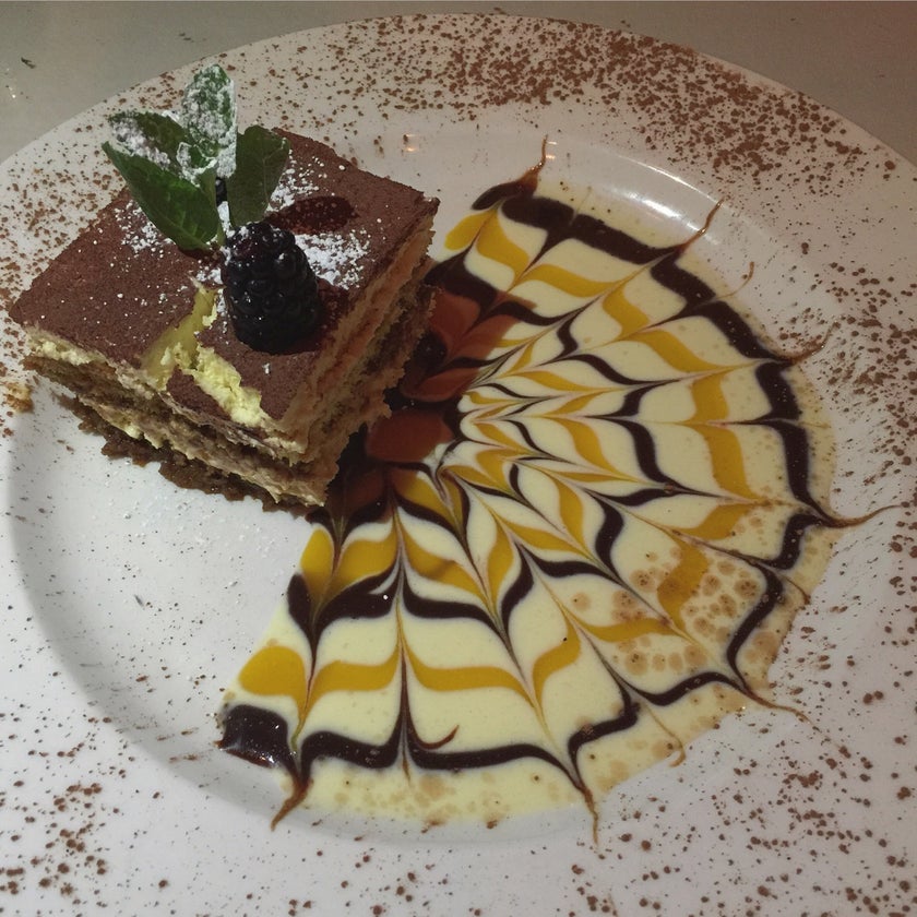 Luna Ristorante - Italian Restaurant,Mexican Restaurant - restaurants,good service,wine,dinner,quiet,bruschetta,pupusas,funghi,bean and cheese