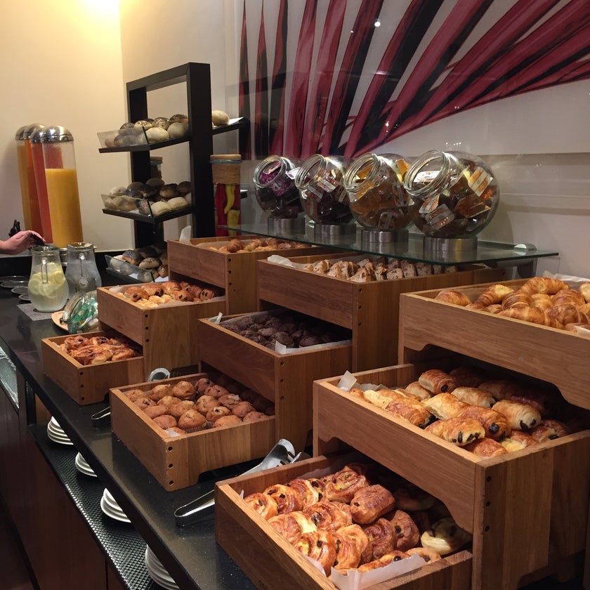 City Inn Westminster - Restaurant,Wine Bar - restaurants,breakfast food,eggs,pepper sauce