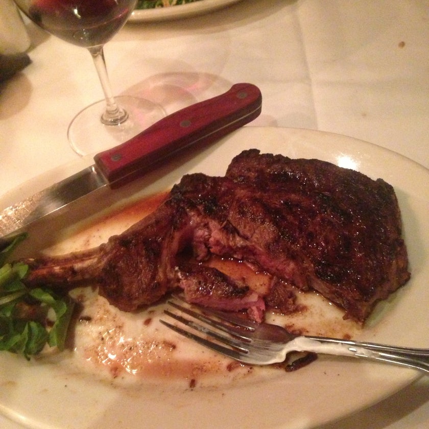 Morton's The Steakhouse - American Restaurant,Steakhouse,Steakhouses,Bars,Seafood - bar,good service,desserts,salads,lunch,healthy food,steak,parking,dinner,happy hour,takes reservations,good for dates,chicken fingers,soufflés,good for business meetings,good for special occasions,creamed corn,petite filet,power hour