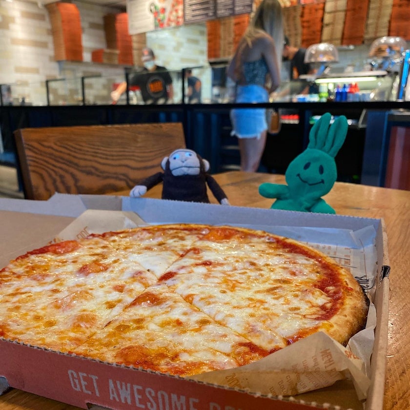 Blaze Pizza - Pizzeria,Fast Food Restaurant - 