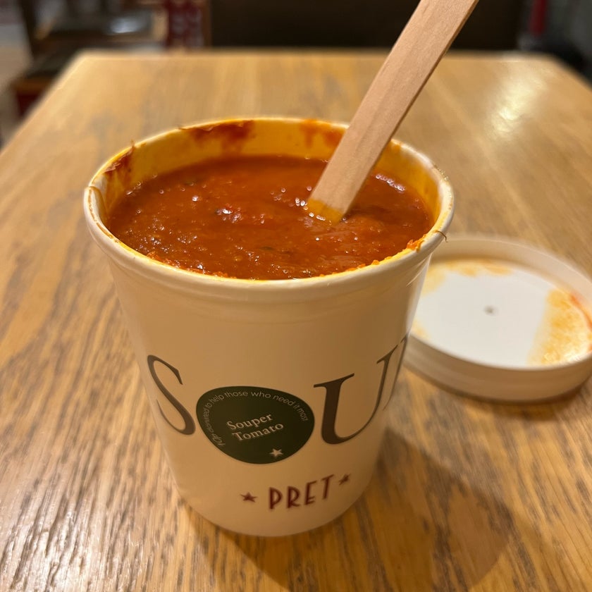 Pret a Manger - Fast Food Restaurant,Coffee & Tea,Sandwiches,Fast Food - restaurants,bar,coffee,breakfast food,sandwiches,lunch,healthy food,crowded,good for a quick meal,mayonnaise,pesto chicken,avocado salad,mango smoothies,crayfish,free range eggs