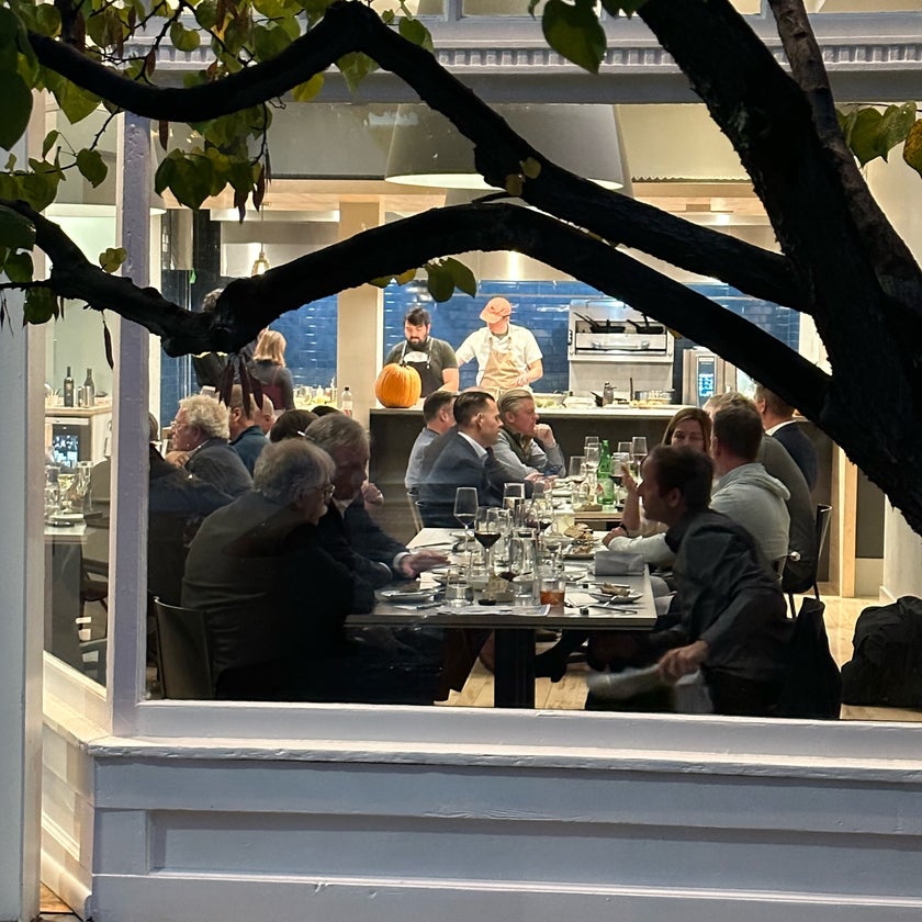 Arlo Restaurant - Dining and Drinking - 