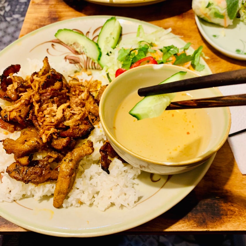 Dragonfly - Café,Fast Food Restaurant,Vietnamese Restaurant - healthy food,rice,pork,great value,pho,good for a quick meal,quick service,baguettes,Bun Bo Hue,good for singles
